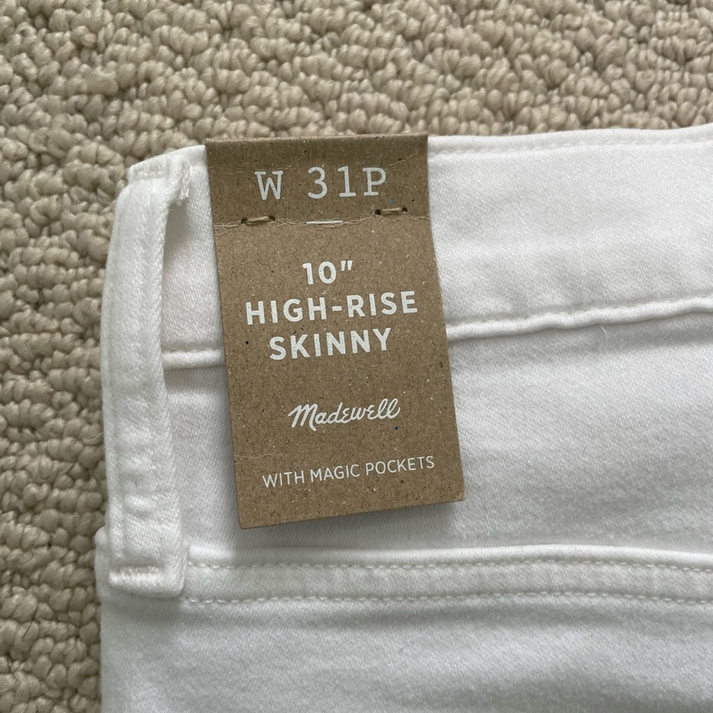 Madewell white skinny jeans- new with tags!! 31petite